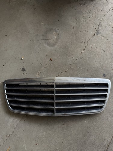 Mercedes benz w210 320e - mercedes-benz, face