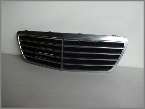 Mercedes benz w210 frontgrill - mercedes,